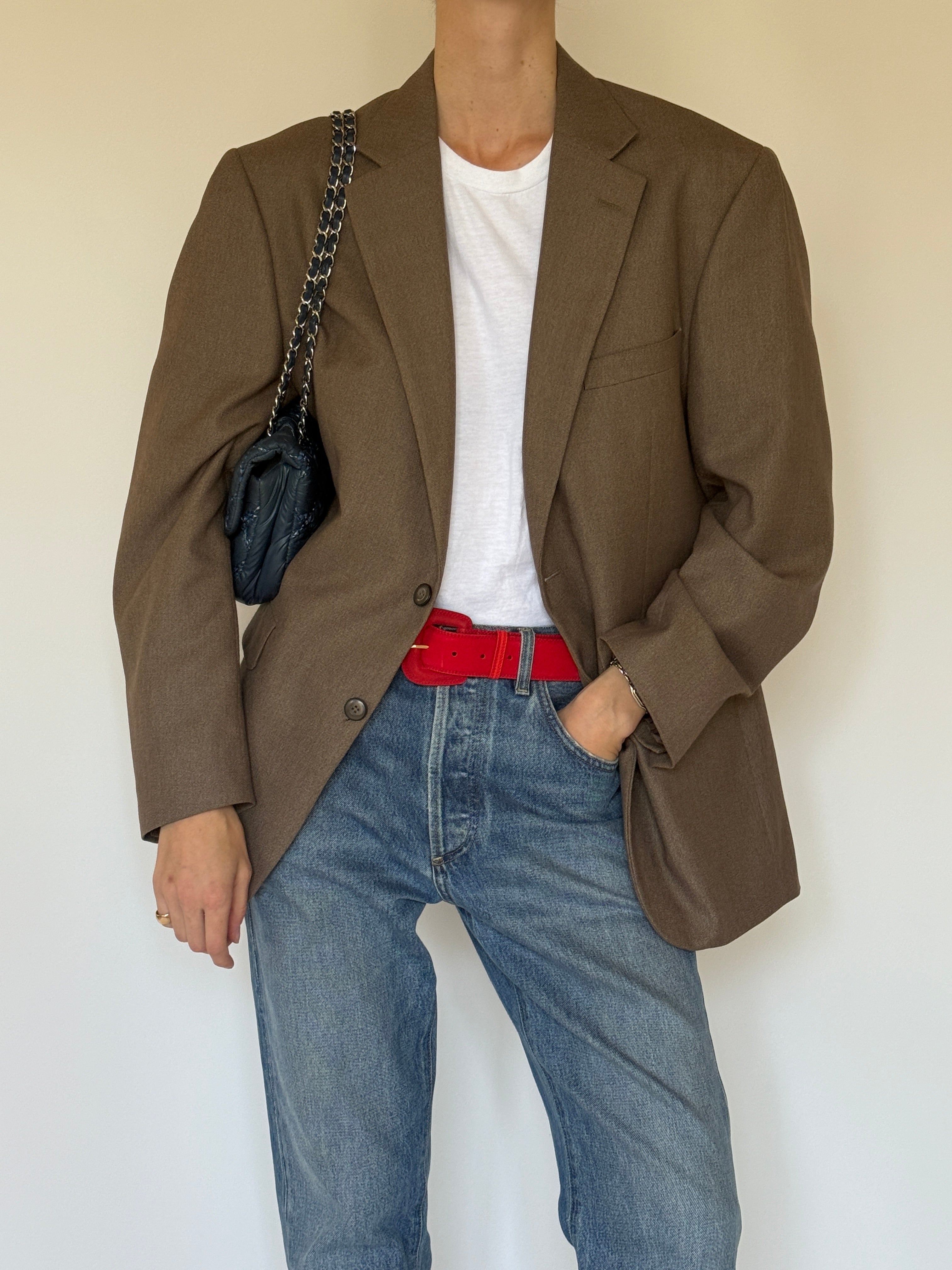 Vintage brown oversized single-breasted blazer lapel detail