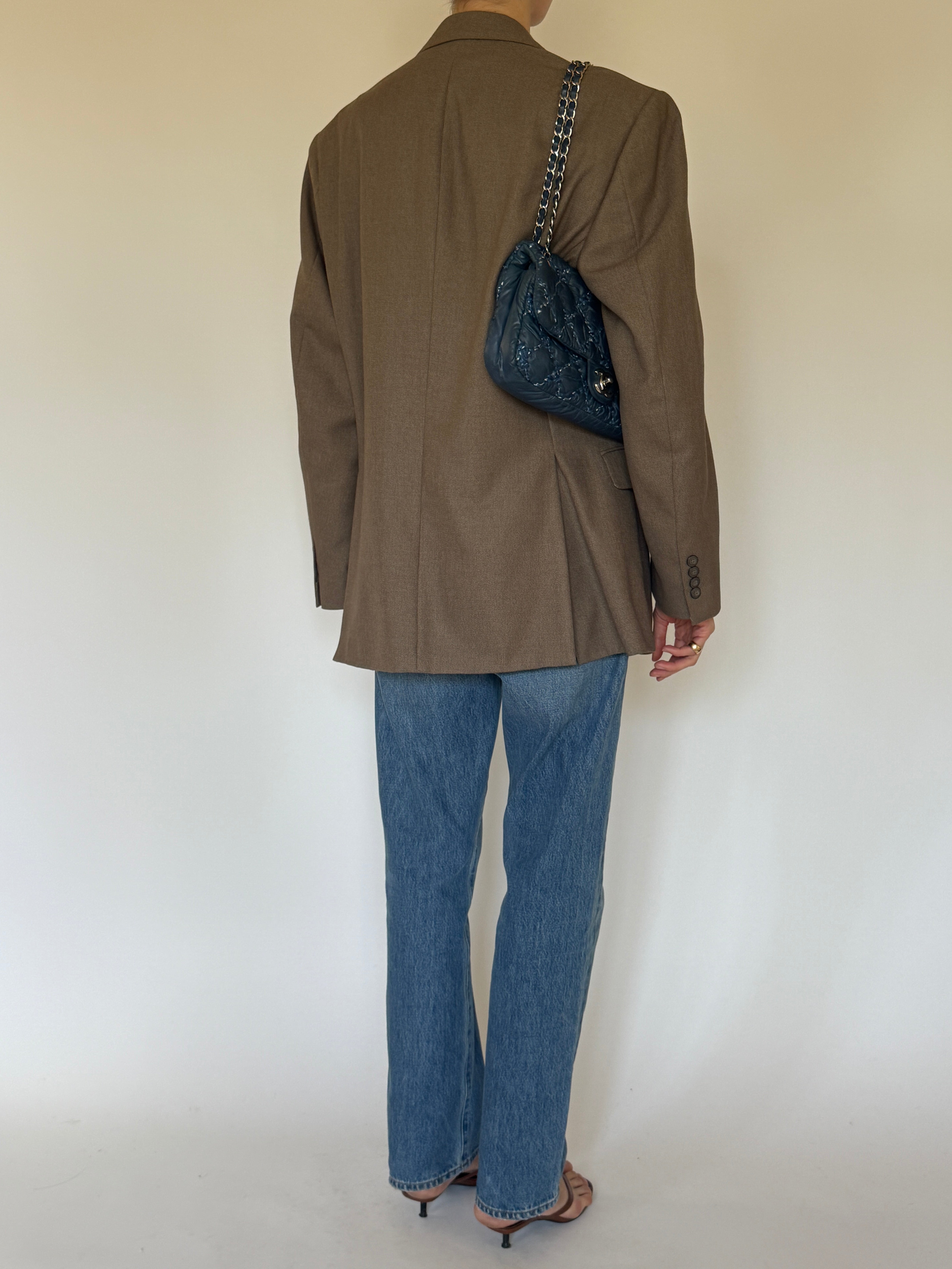 Vintage brown oversized single-breasted blazer back view
