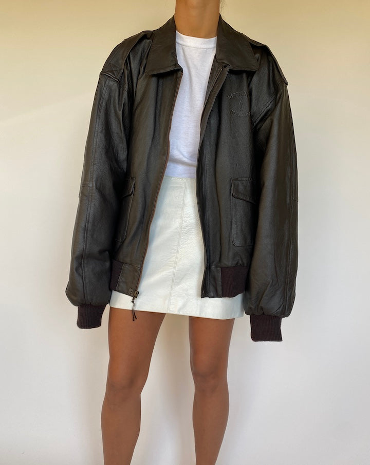 VINTAGE OVERSIZED DARK BROWN LEATHER JACKET 2675