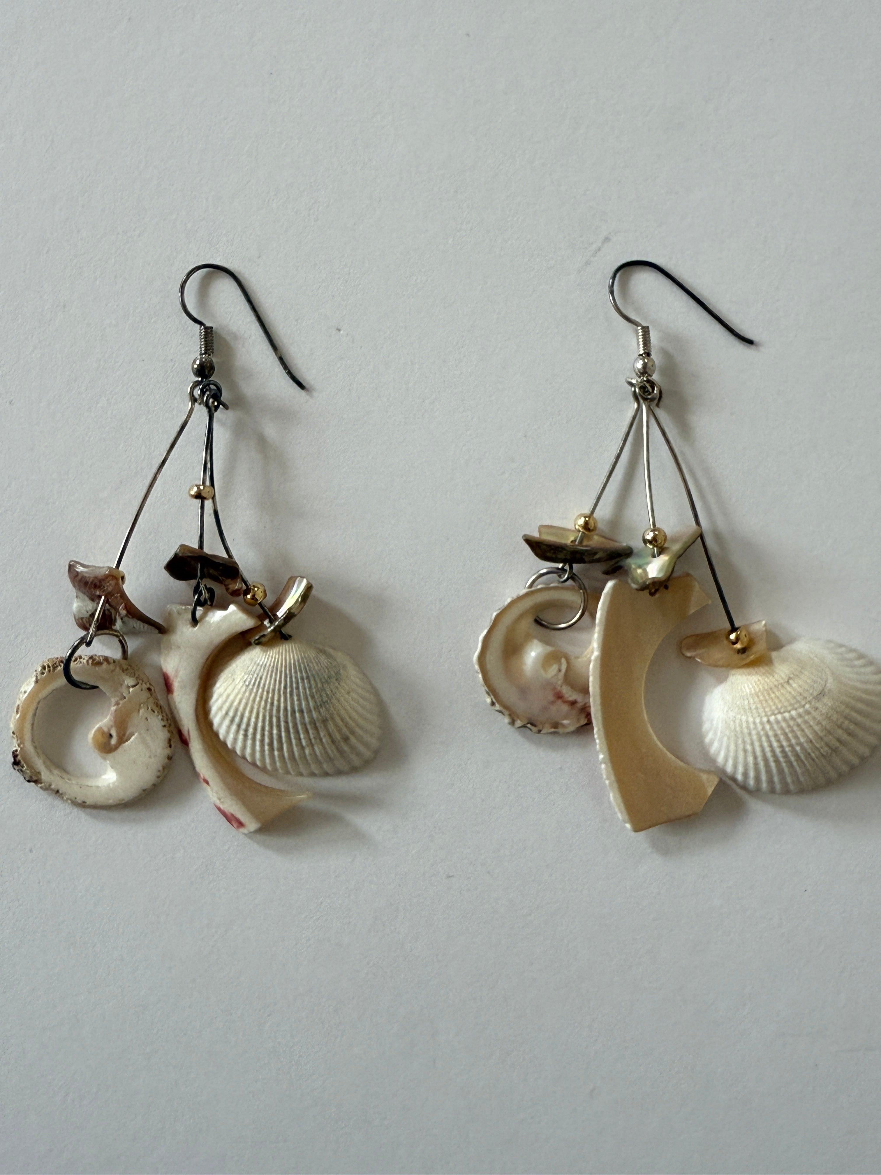 Vintage Shell Charm Drop Earrings