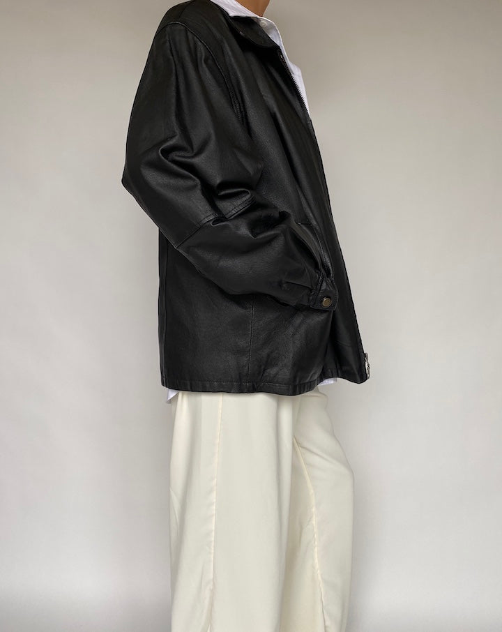 VINTAGE OVERSIZED BLACK LEATHER JACKET 803