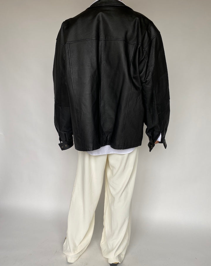VINTAGE OVERSIZED BLACK LEATHER JACKET 803