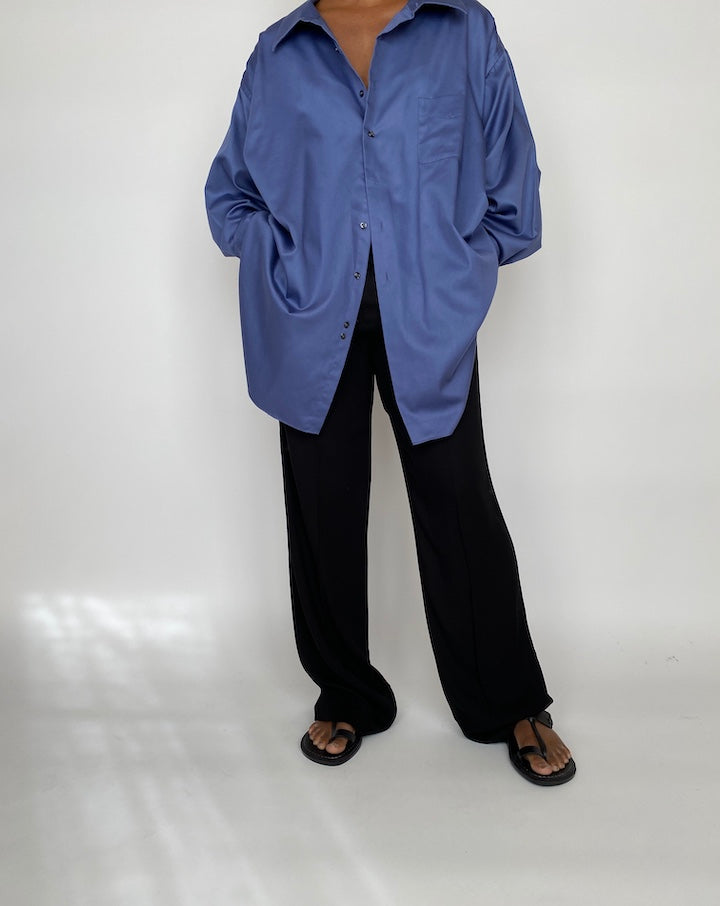 VINTAGE OVERSIZED BLUE BUTTON DOWN SHIRT 2008