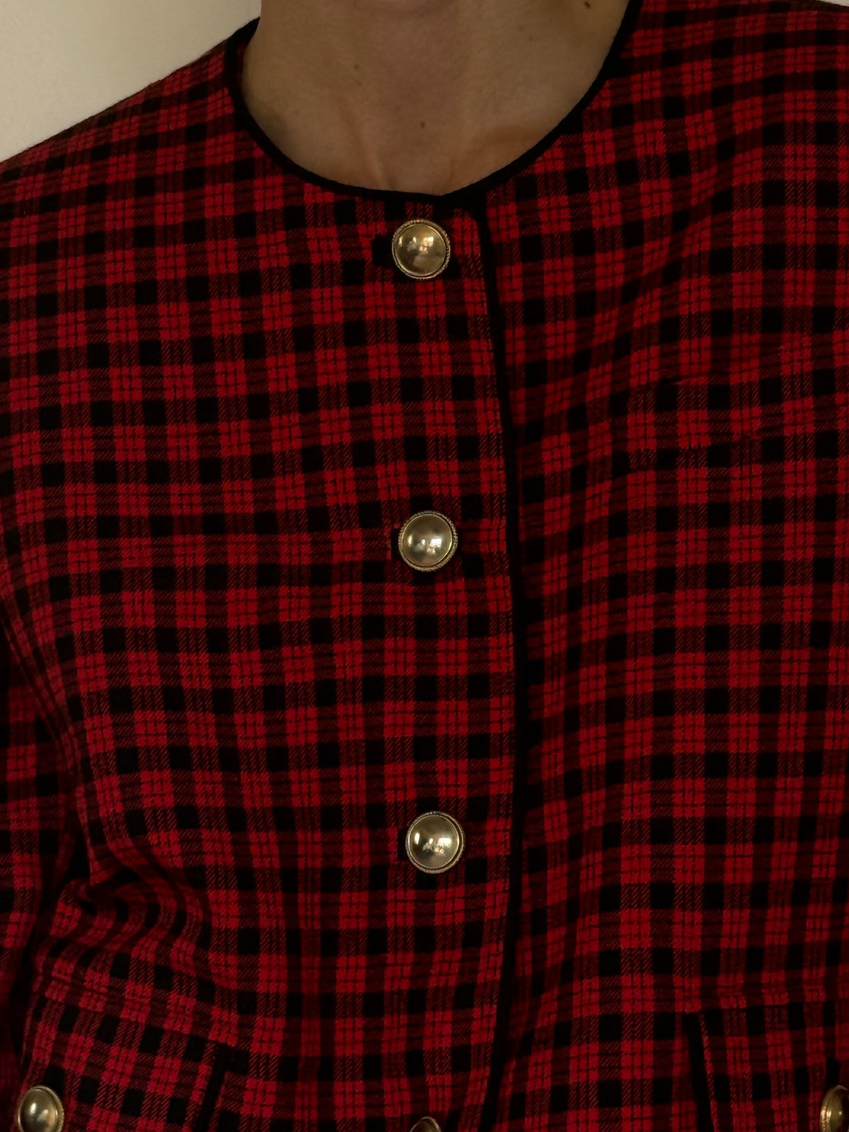 Vintage plaid blazer red and black button detail