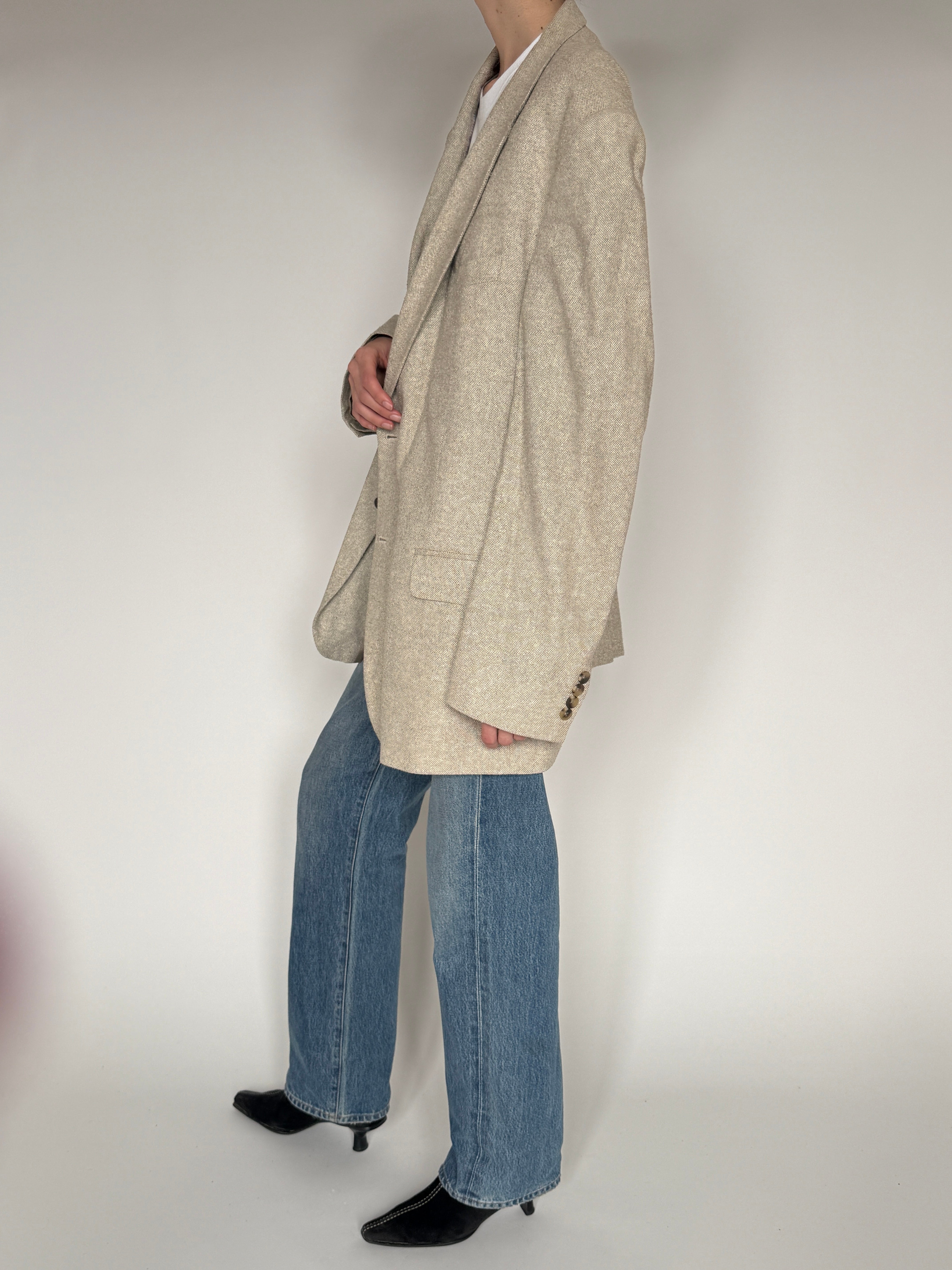 Vintage beige textured oversized blazer side view relaxed silhouette