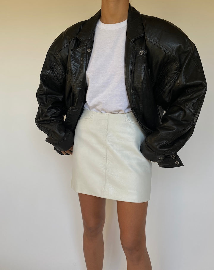 VINTAGE BLACK LEATHER JACKET 2684