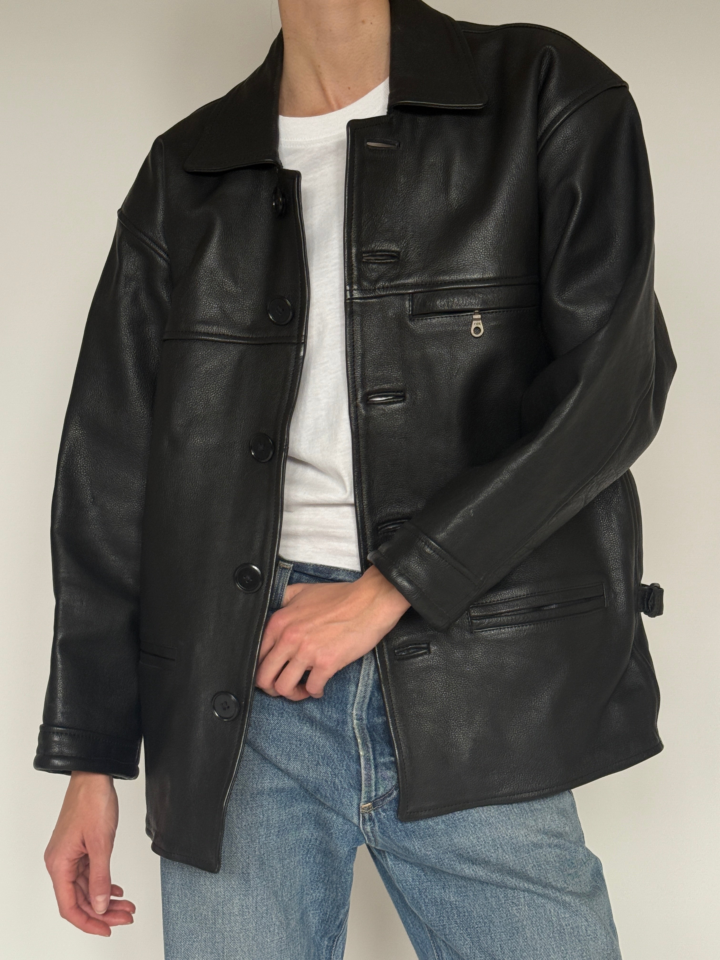 Vintage leather jacket black sleeve detail