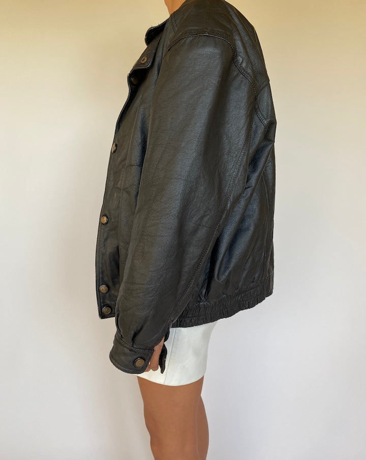 VINTAGE BLACK BOXY LEATHER JACKET 2685