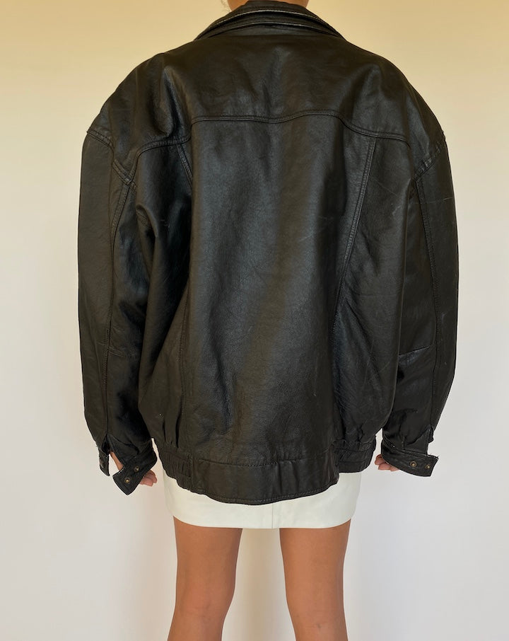 VINTAGE BLACK BOXY LEATHER JACKET 2685
