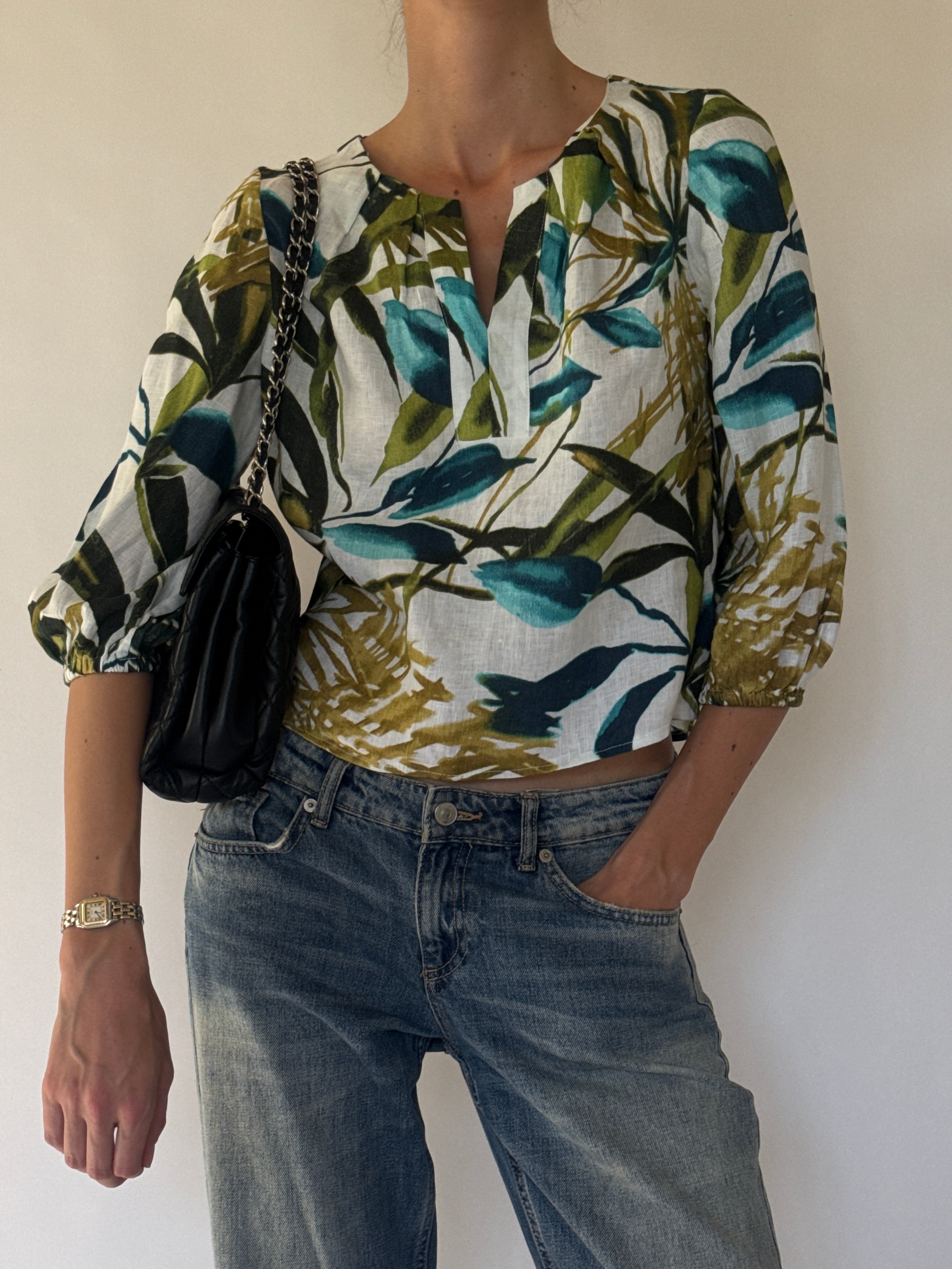 Vintage tropical leaf print top front view