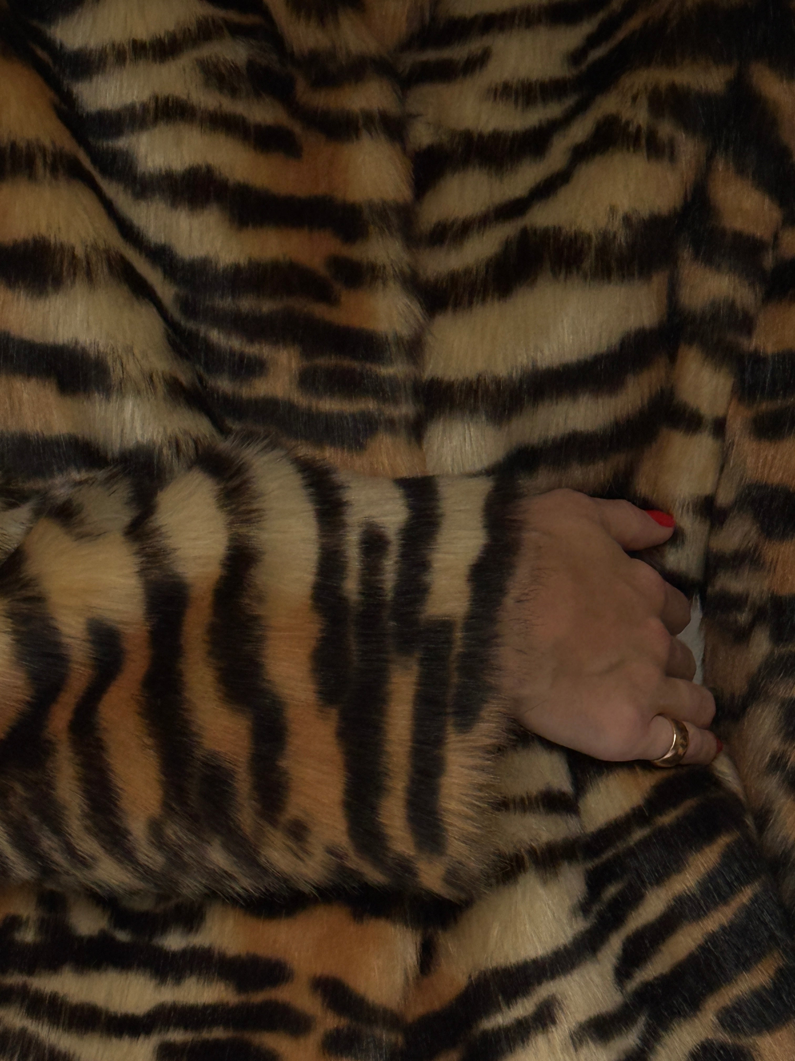 Vintage Tiger-Print Faux Fur Jacket 7062