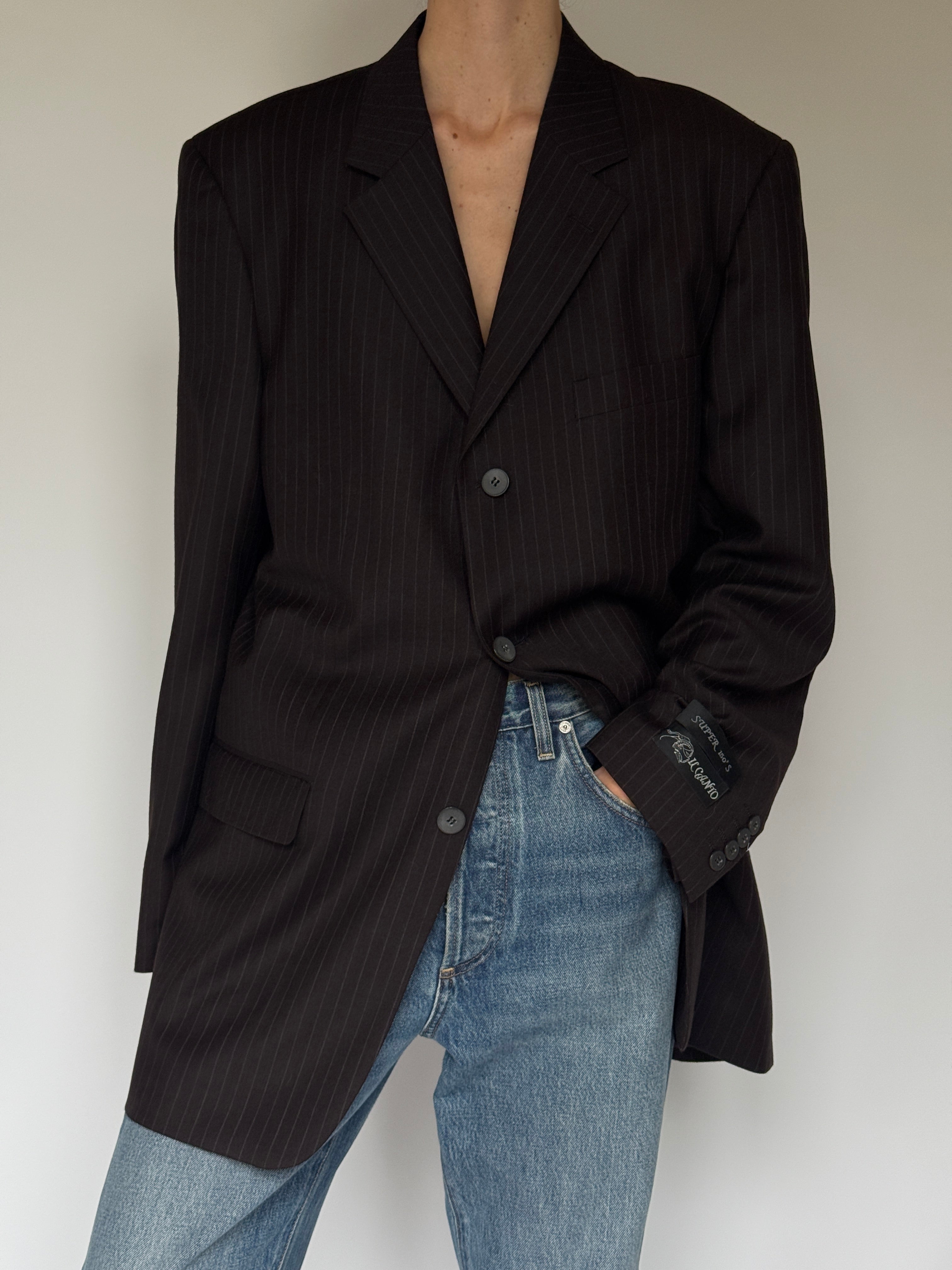 Vintage pinstripe blazer detail