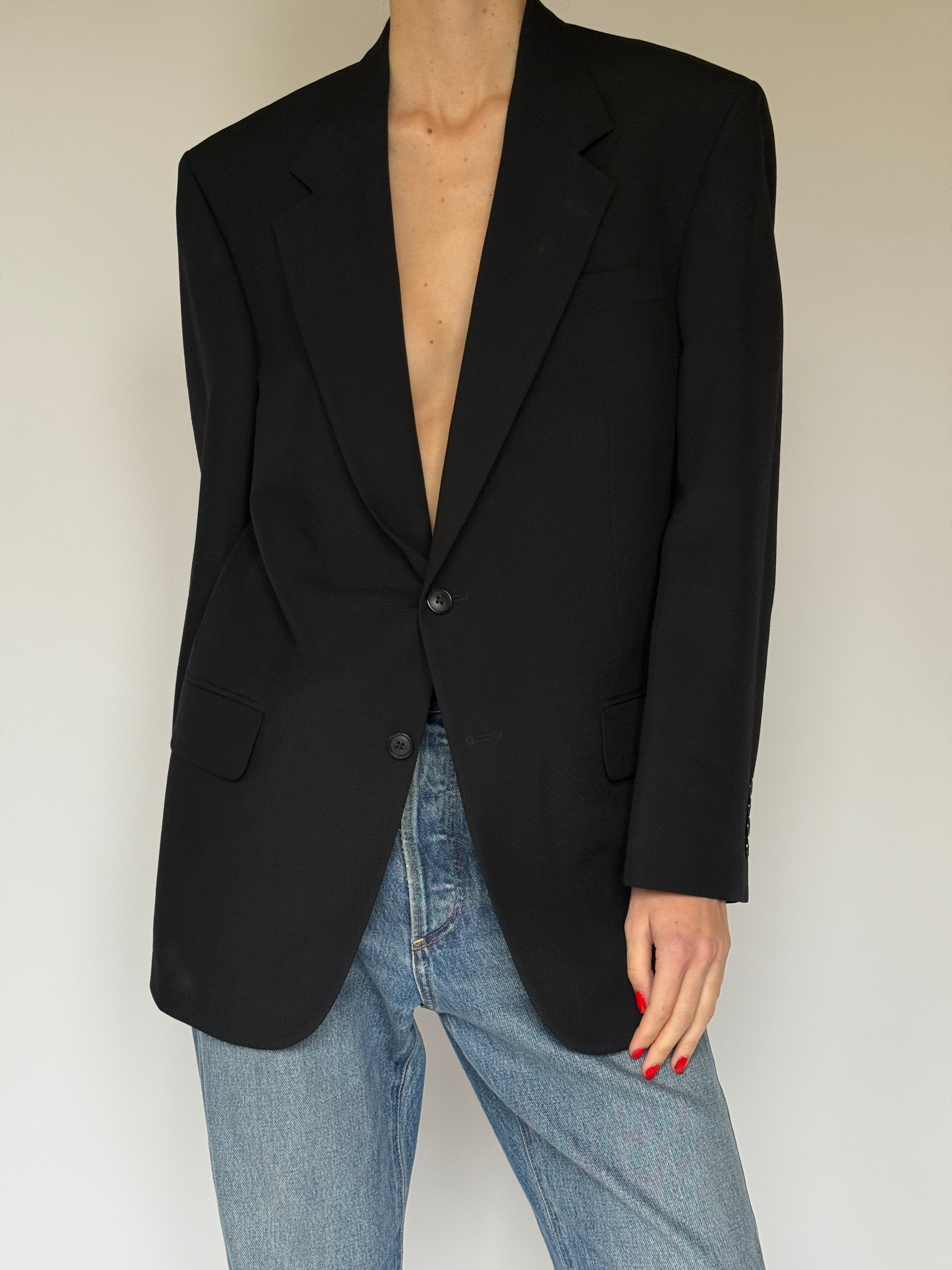 Vintage black oversized blazer front