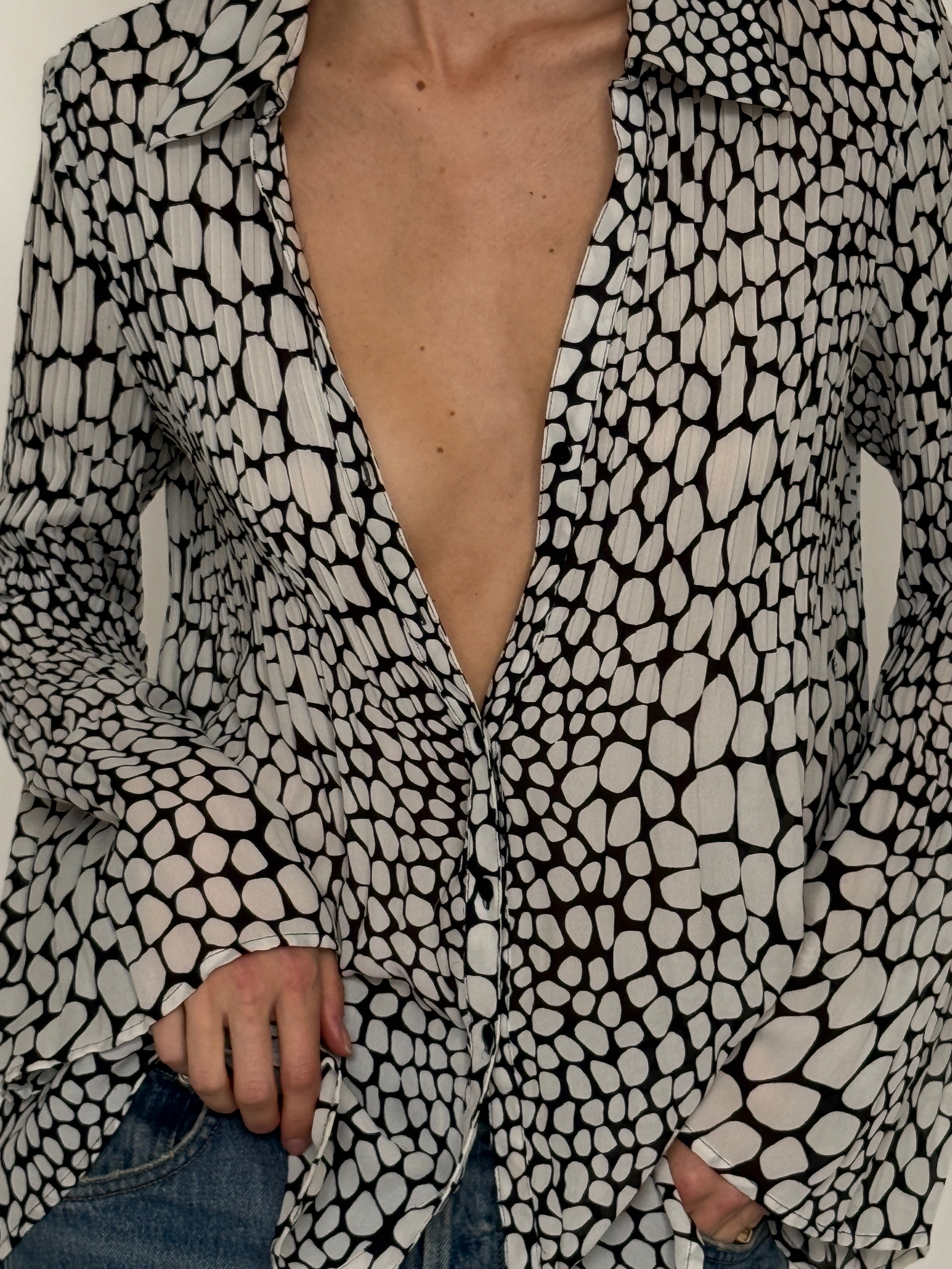 Vintage black and ivory pebble print blouse button detail