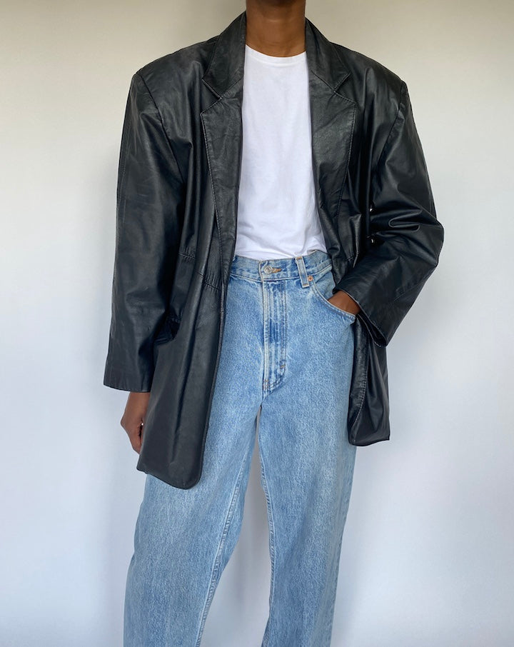 VINTAGE BLACK LEATHER JACKET 3658