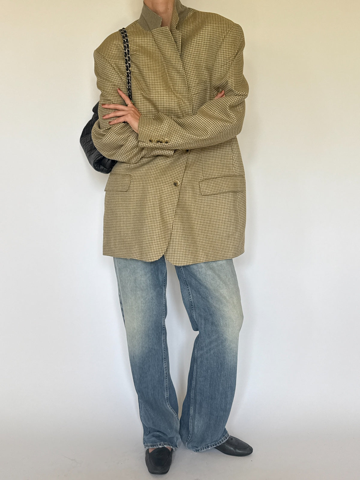 Vintage houndstooth silk blazer tan back view