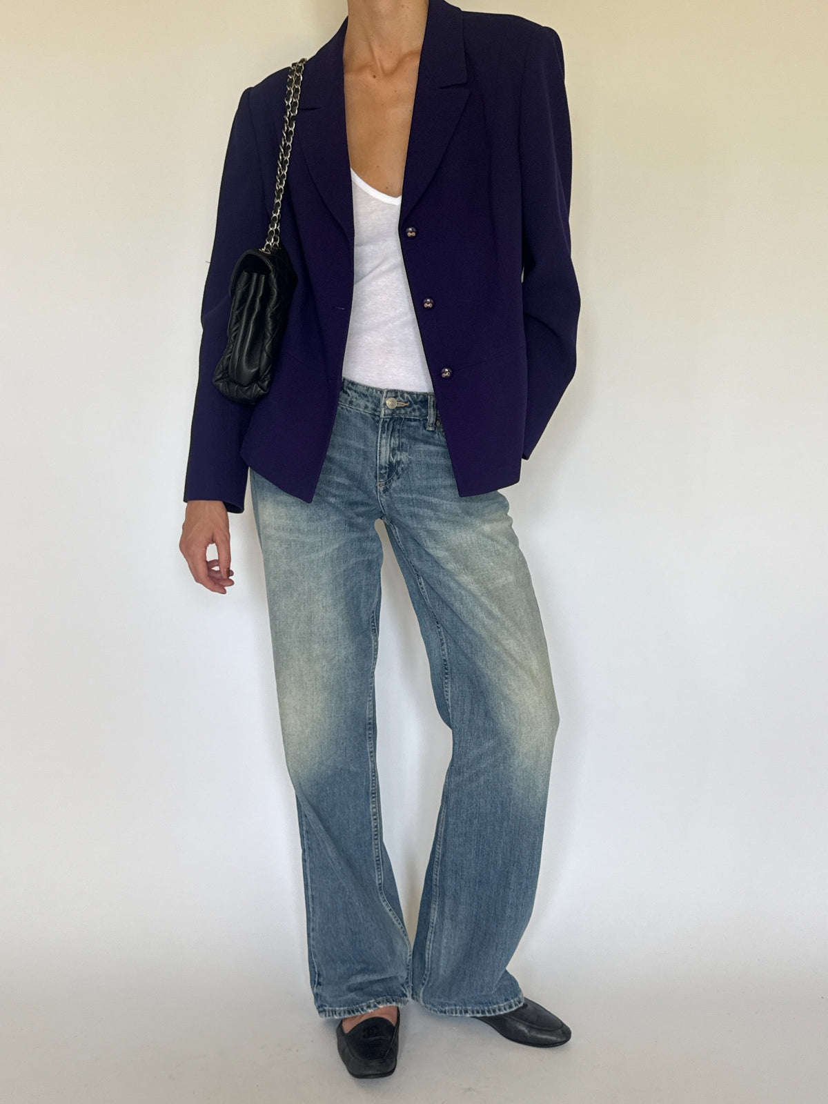 Vintage purple single-breasted blazer styled front view