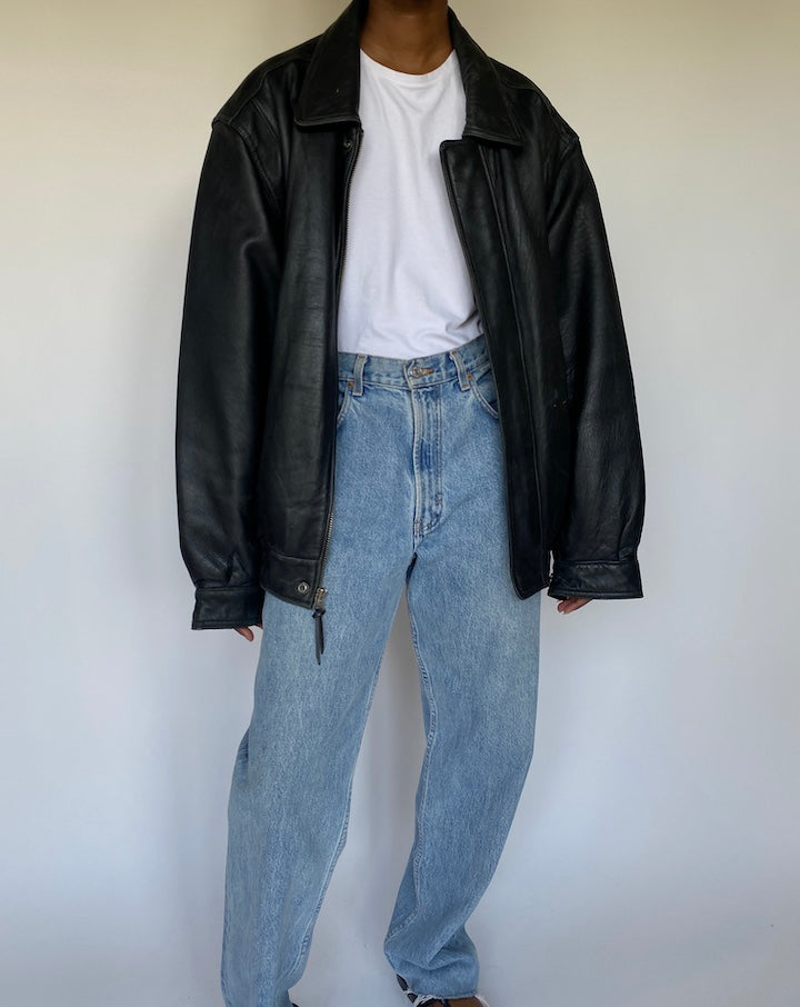 VINTAGE BLACK LEATHER BOMBER JACKET STYLE 3664