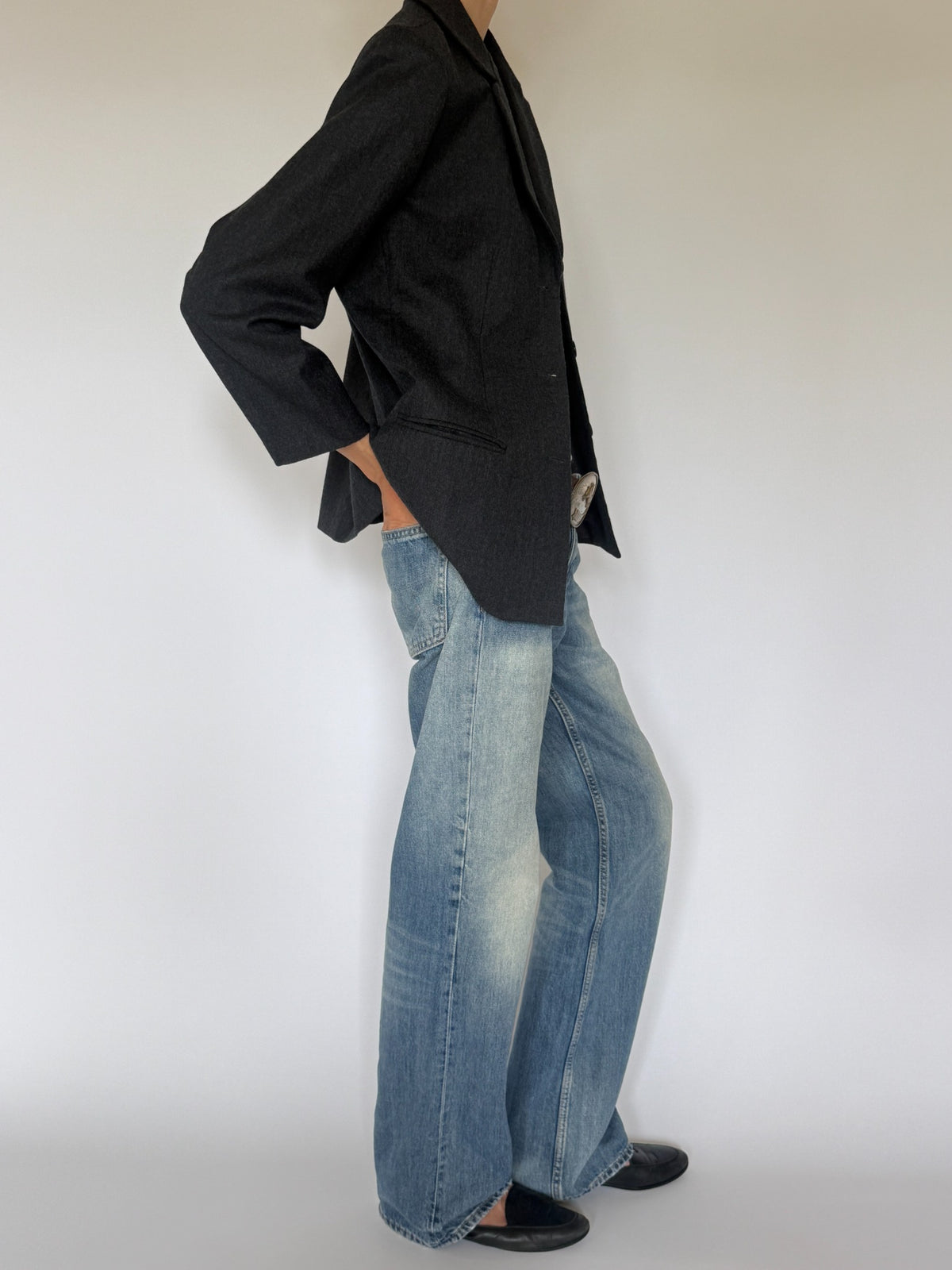 Vintage charcoal grey wool blazer side view