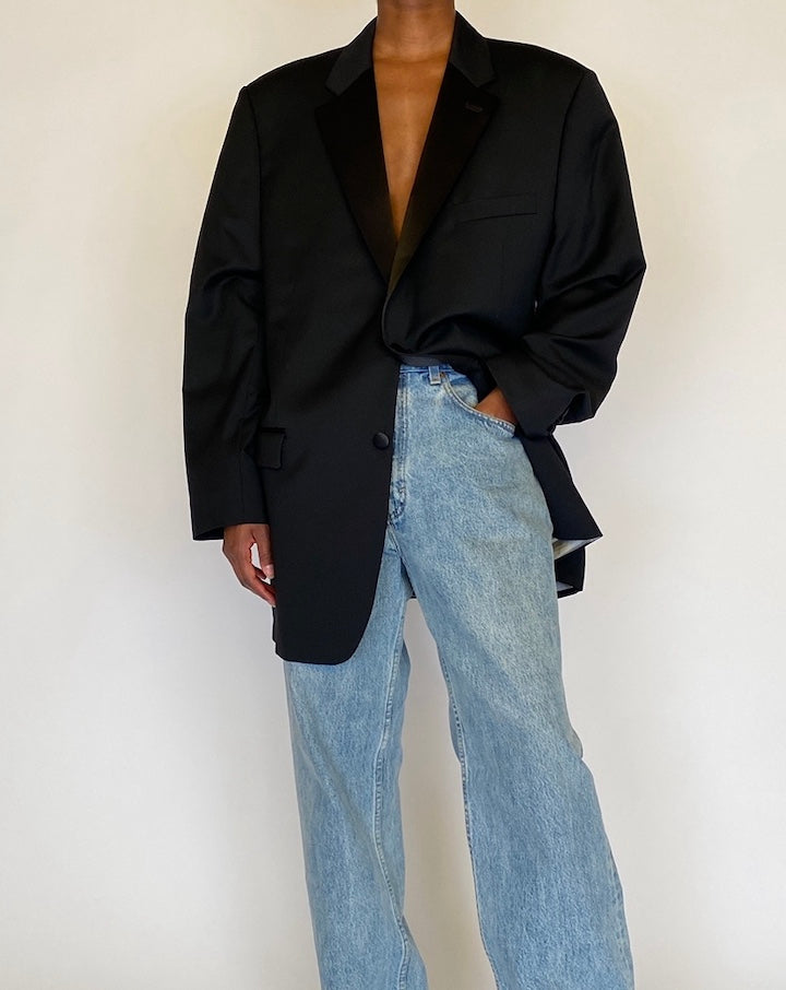 VINTAGE BLACK OVERSIZED CALVIN KLEIN BLAZER 4455