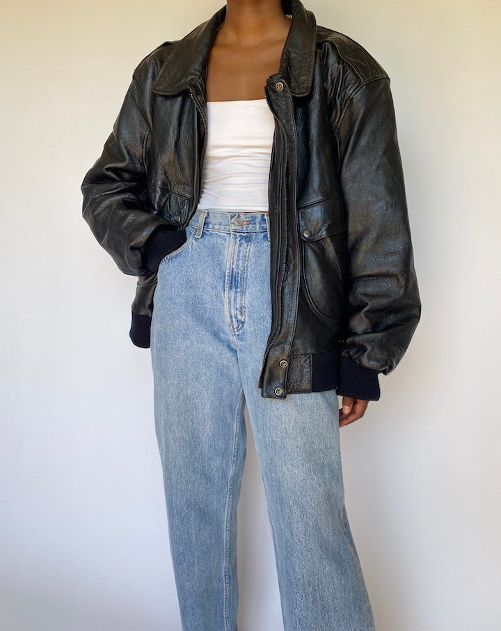 VINTAGE BLACK OVERSIZED LEATHER JACKET 3679