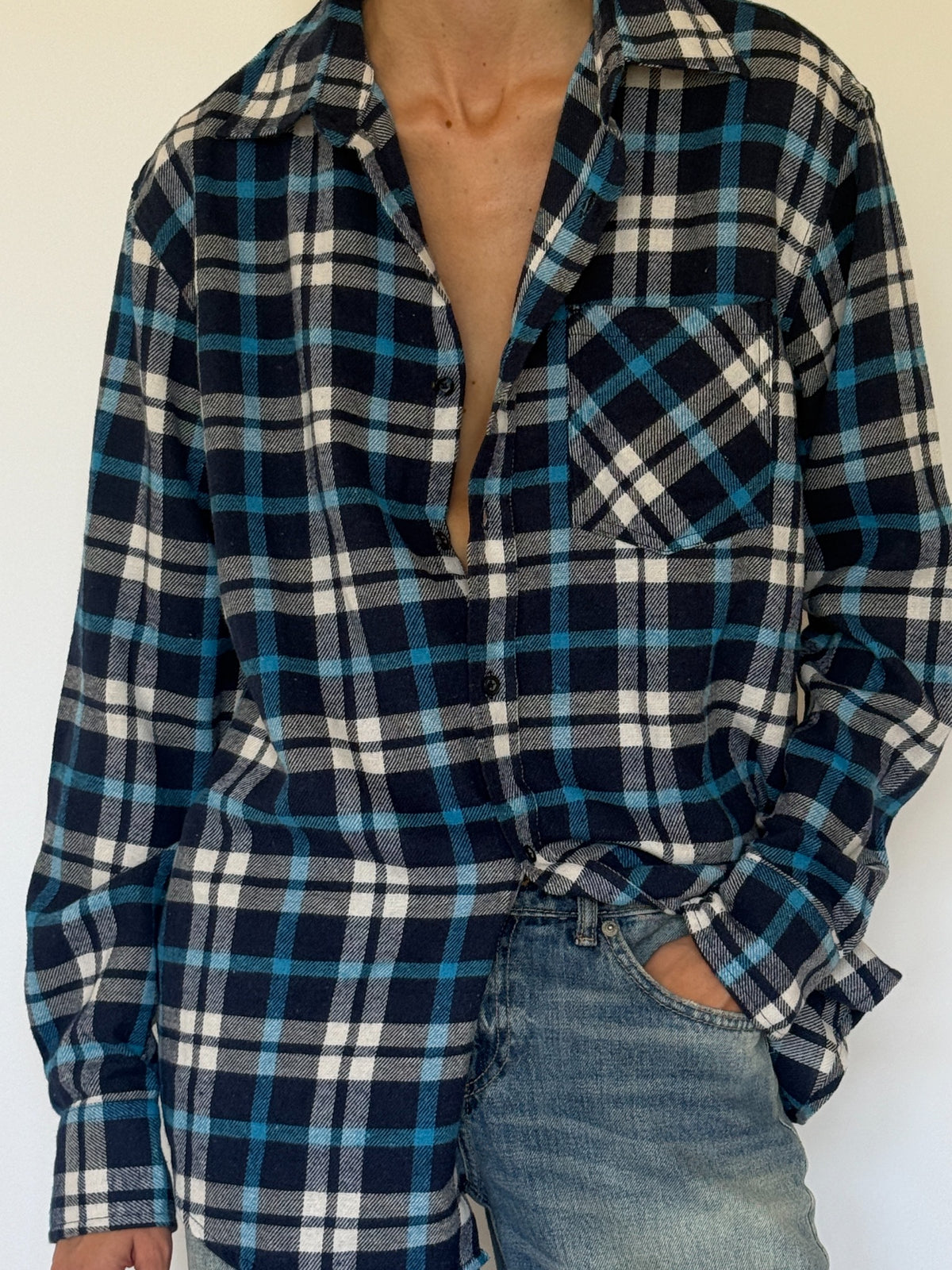 Vintage plaid flannel shirt navy blue cream front detail