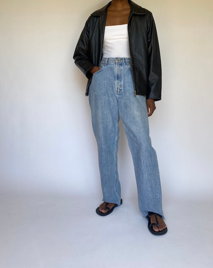 VINTAGE BLACK LEATHER JACKET 3685
