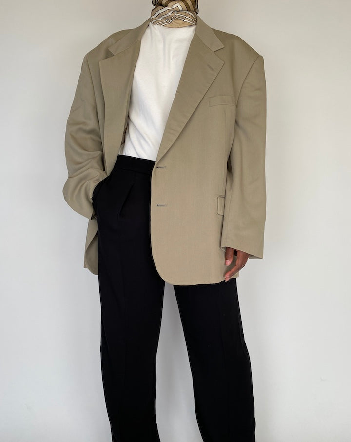 VINTAGE OVERSIZED SINGLE BREASTED BEIGE BLAZER 2103