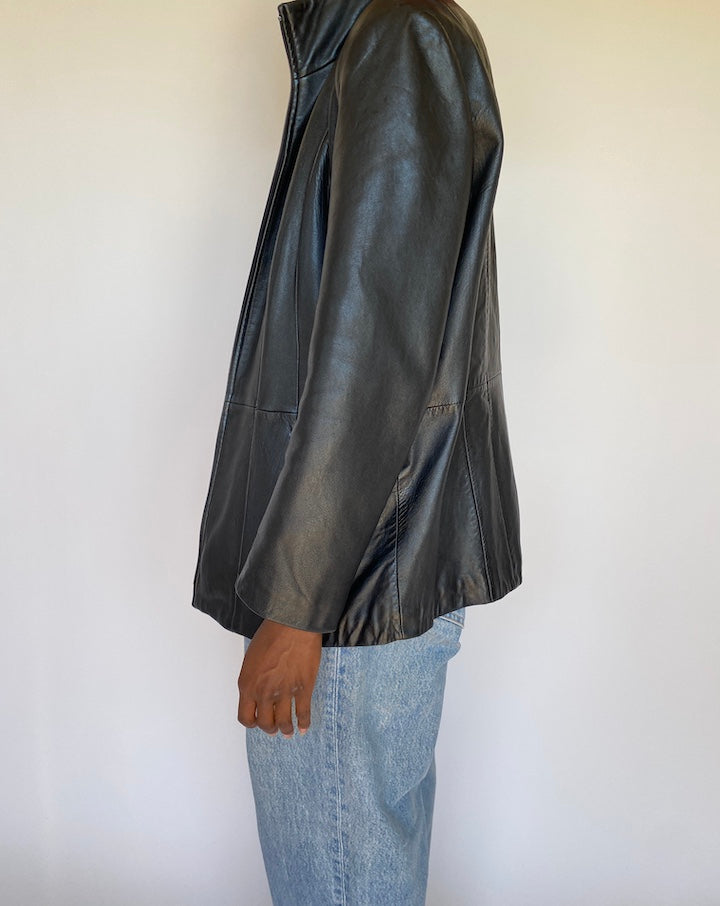 VINTAGE BLACK LEATHER JACKET 3698