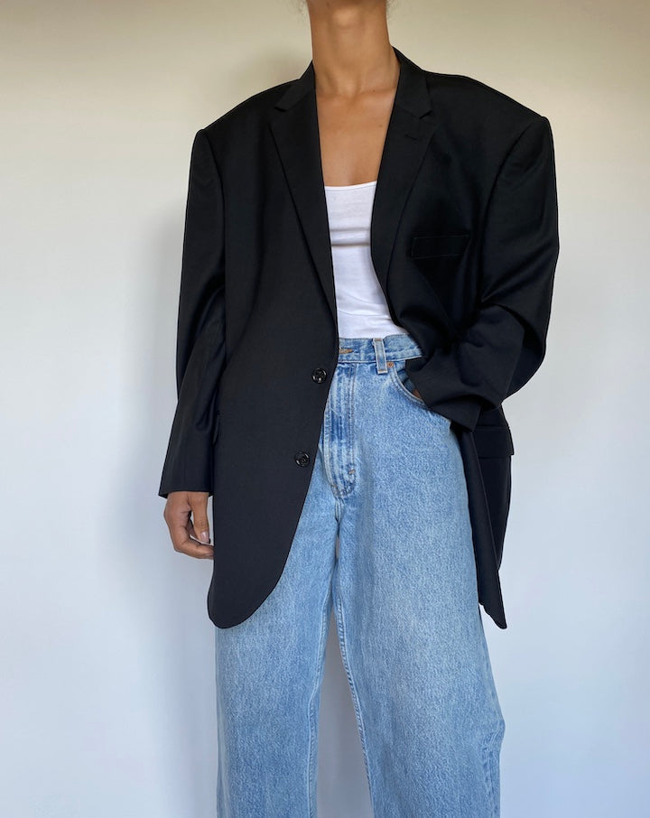 VINTAGE OVERSIZED BLACK BLAZER 1448