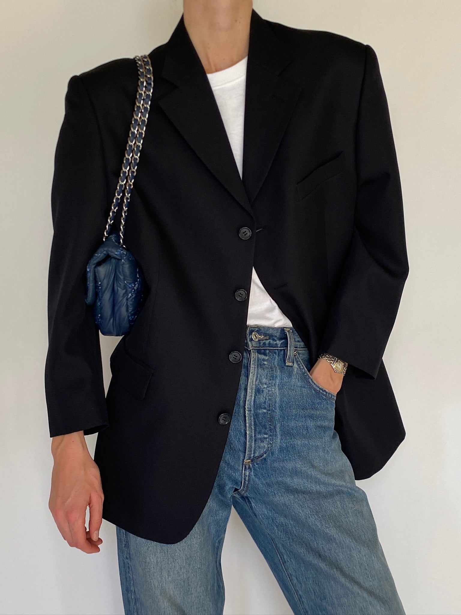 Vintage black structured blazer pocket detail