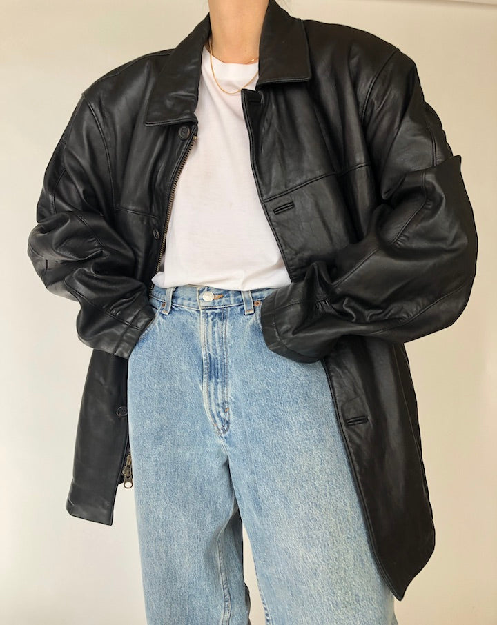 VINTAGE OVERSIZED BLACK LEATHER JACKET 243