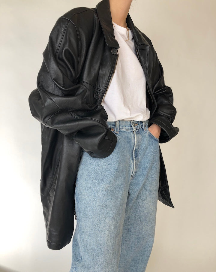 VINTAGE OVERSIZED BLACK LEATHER JACKET 243