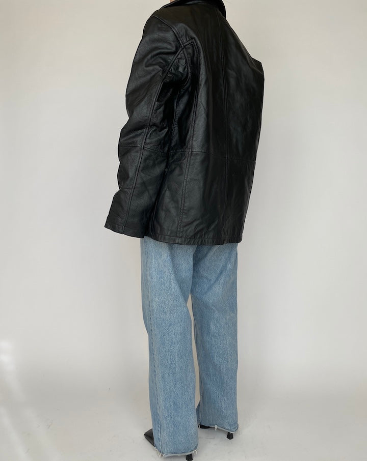 VINTAGE BLACK LEATHER JACKET 4169