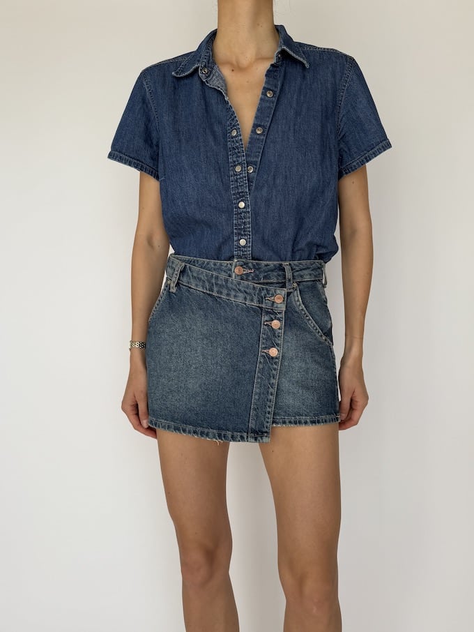 VINTAGE TOMMY HILFIGER SHORT SLEEVE DENIM TOP 6023