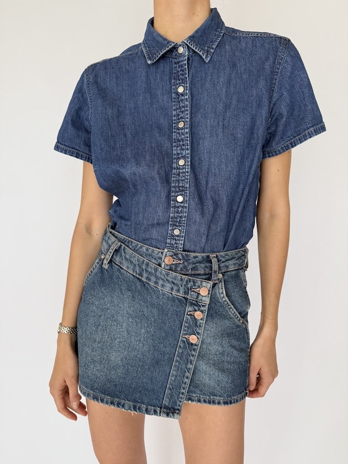 VINTAGE TOMMY HILFIGER SHORT SLEEVE DENIM TOP 6023