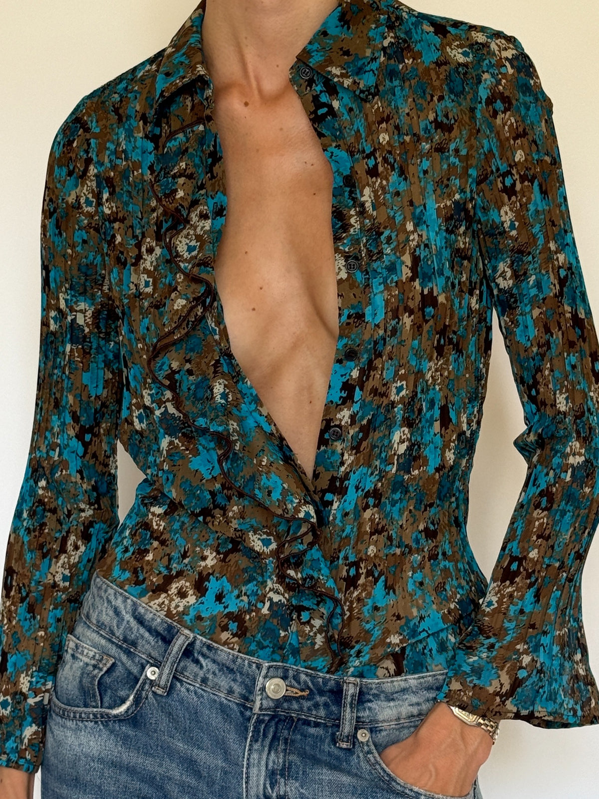Vintage ruffle blouse sleeve and cuff detail