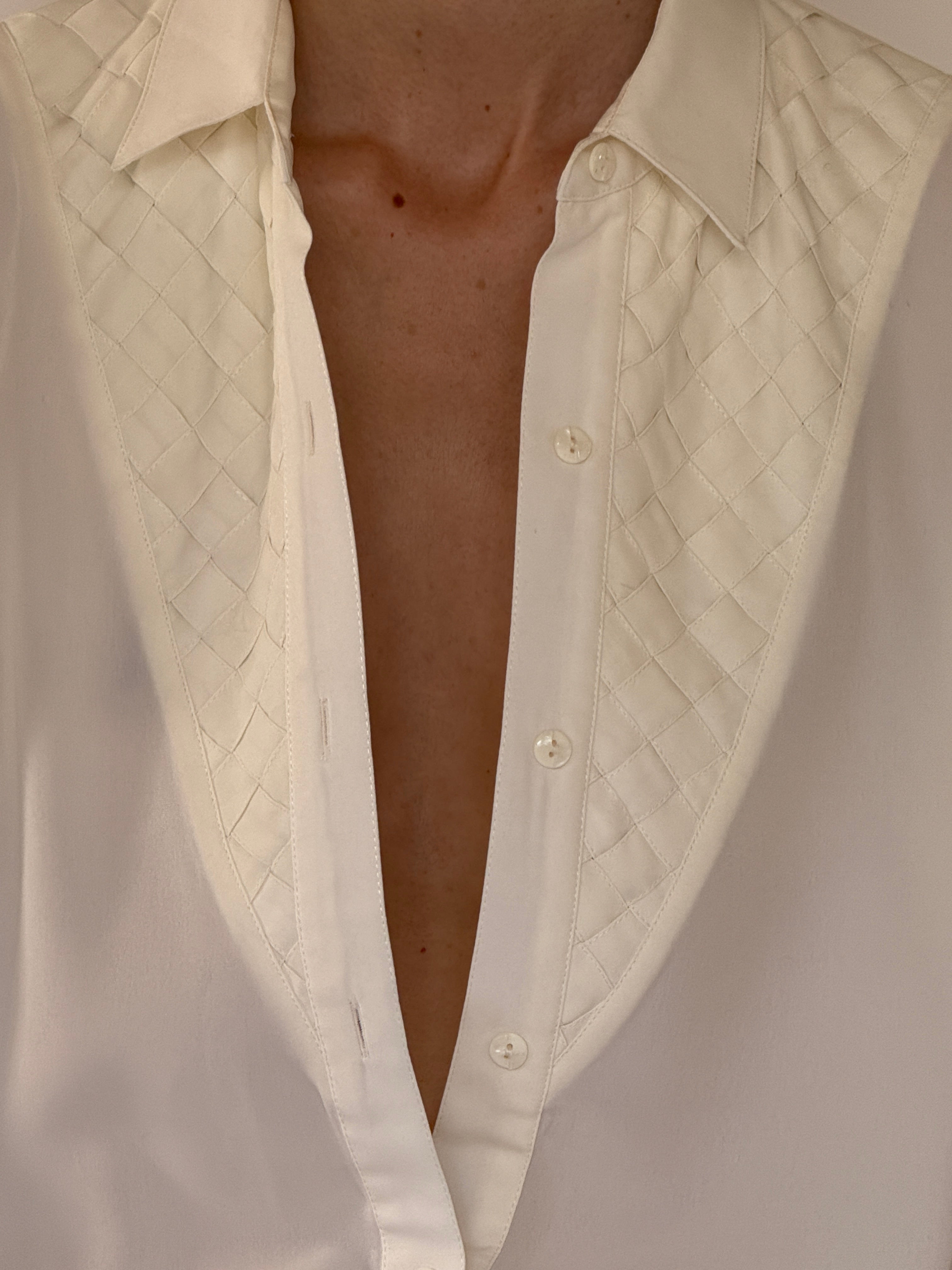 Vintage ivory quilted front panel close-up