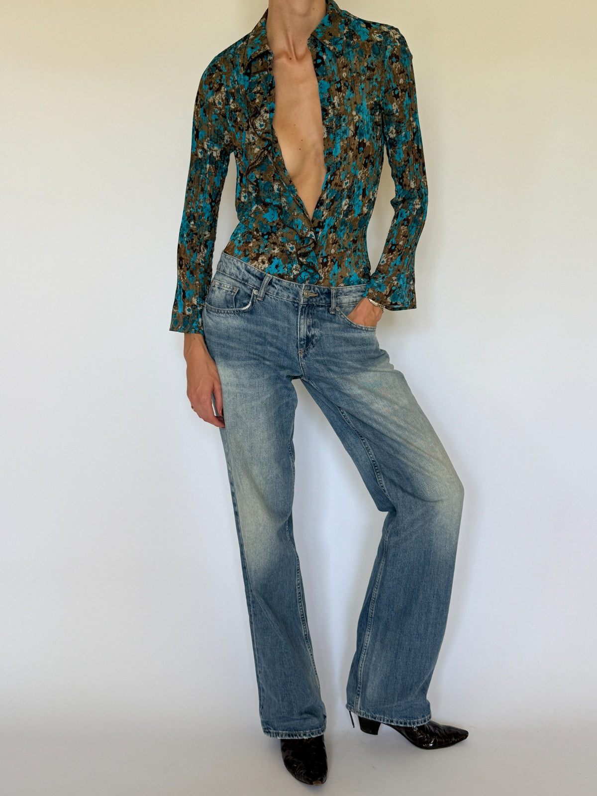 Vintage ruffle blouse front detail
