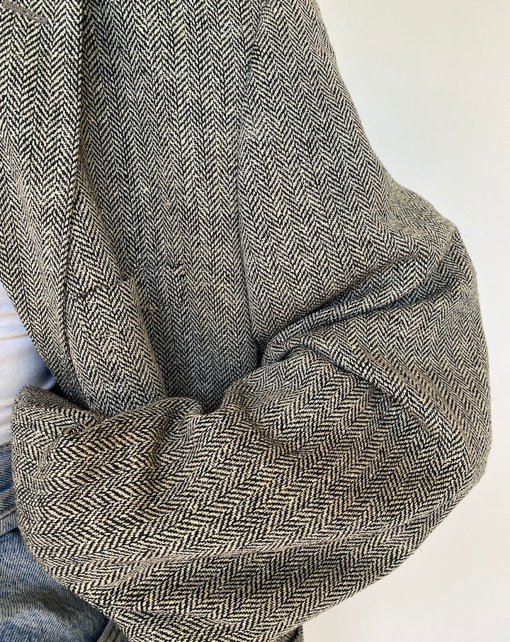 VINTAGE OVERSIZED SILK BLAZER 3724