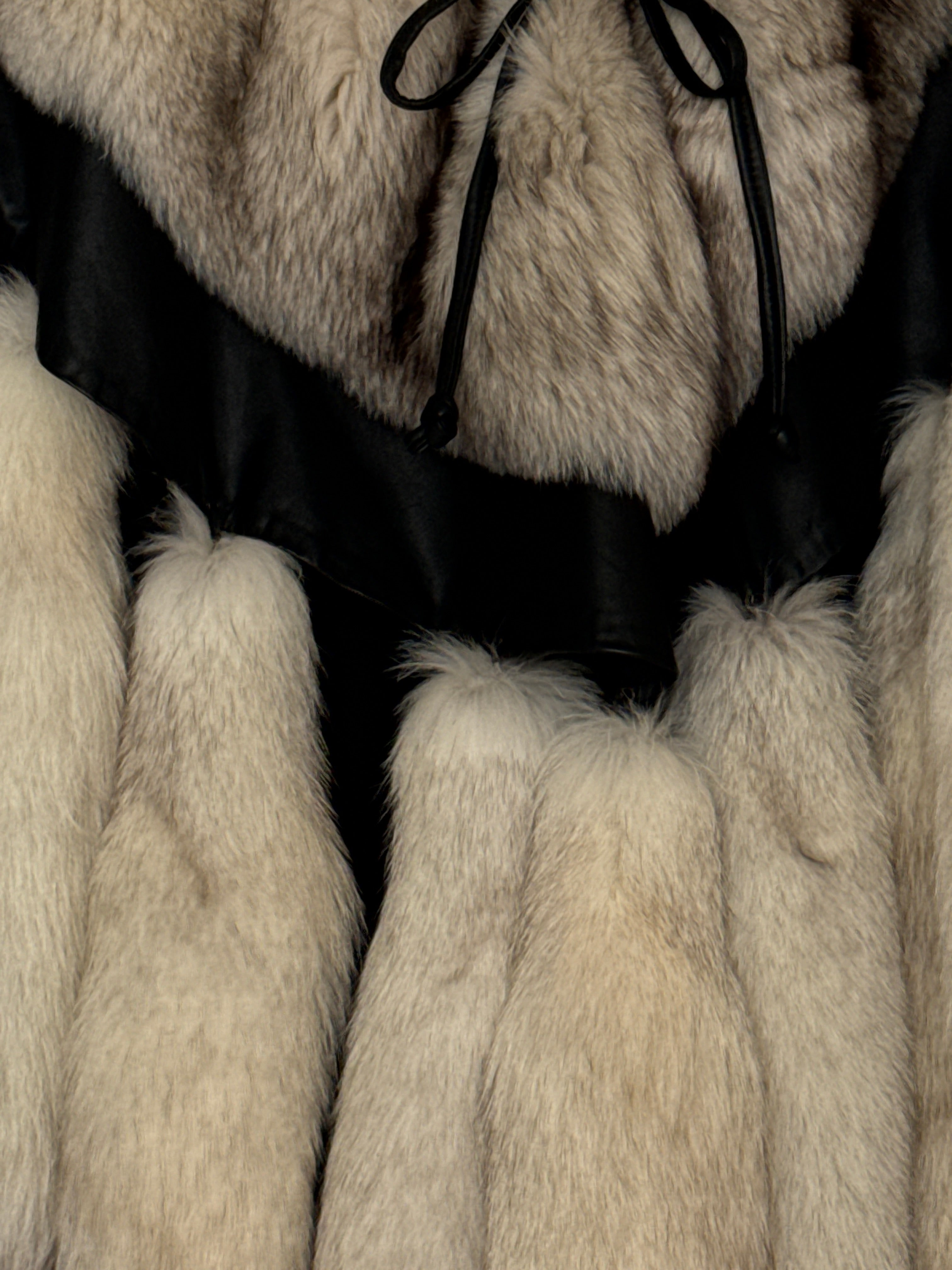 Vintage real fur cape ivory fur close-up