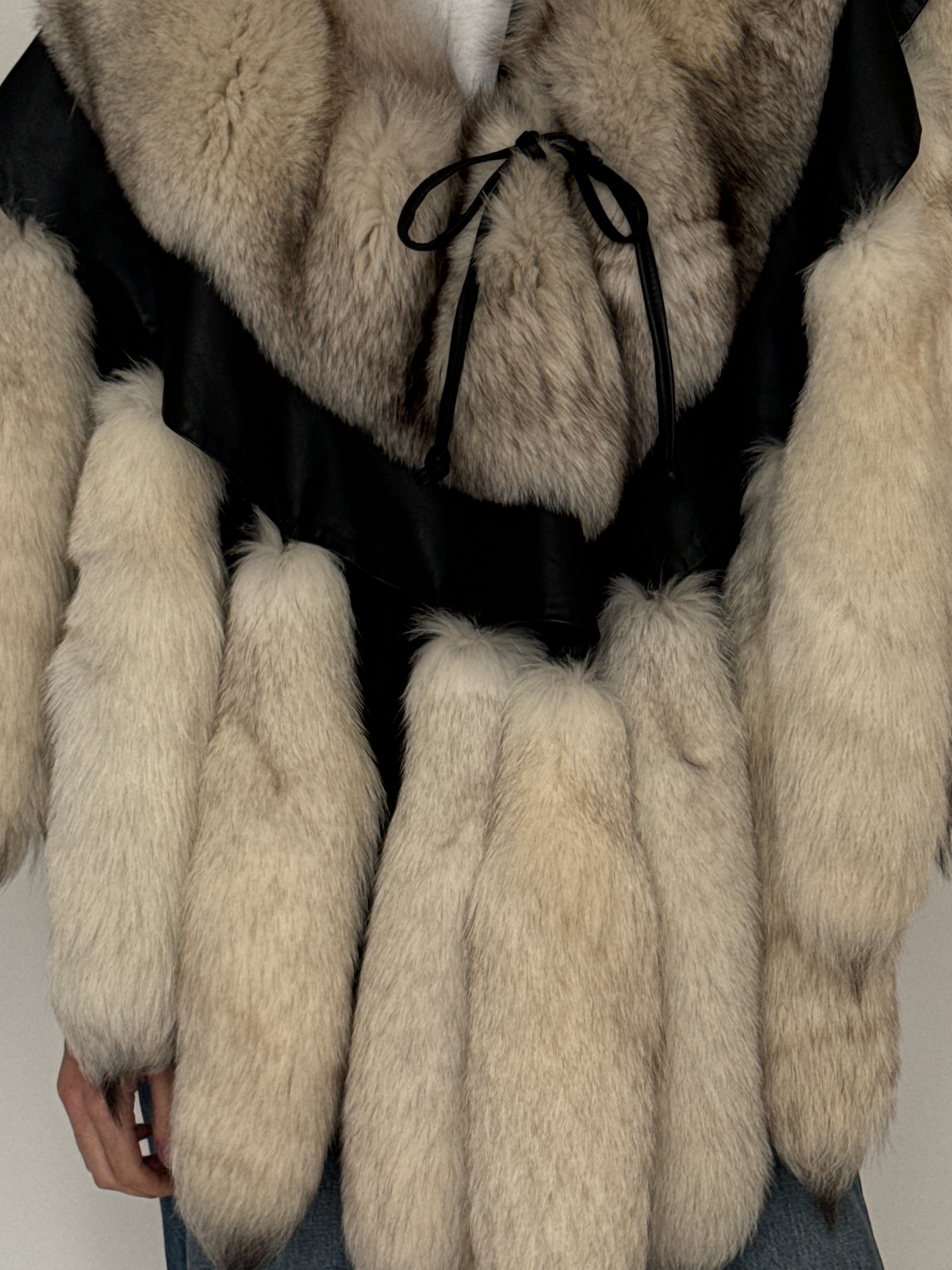 Vintage real fur cape ivory fur close-up