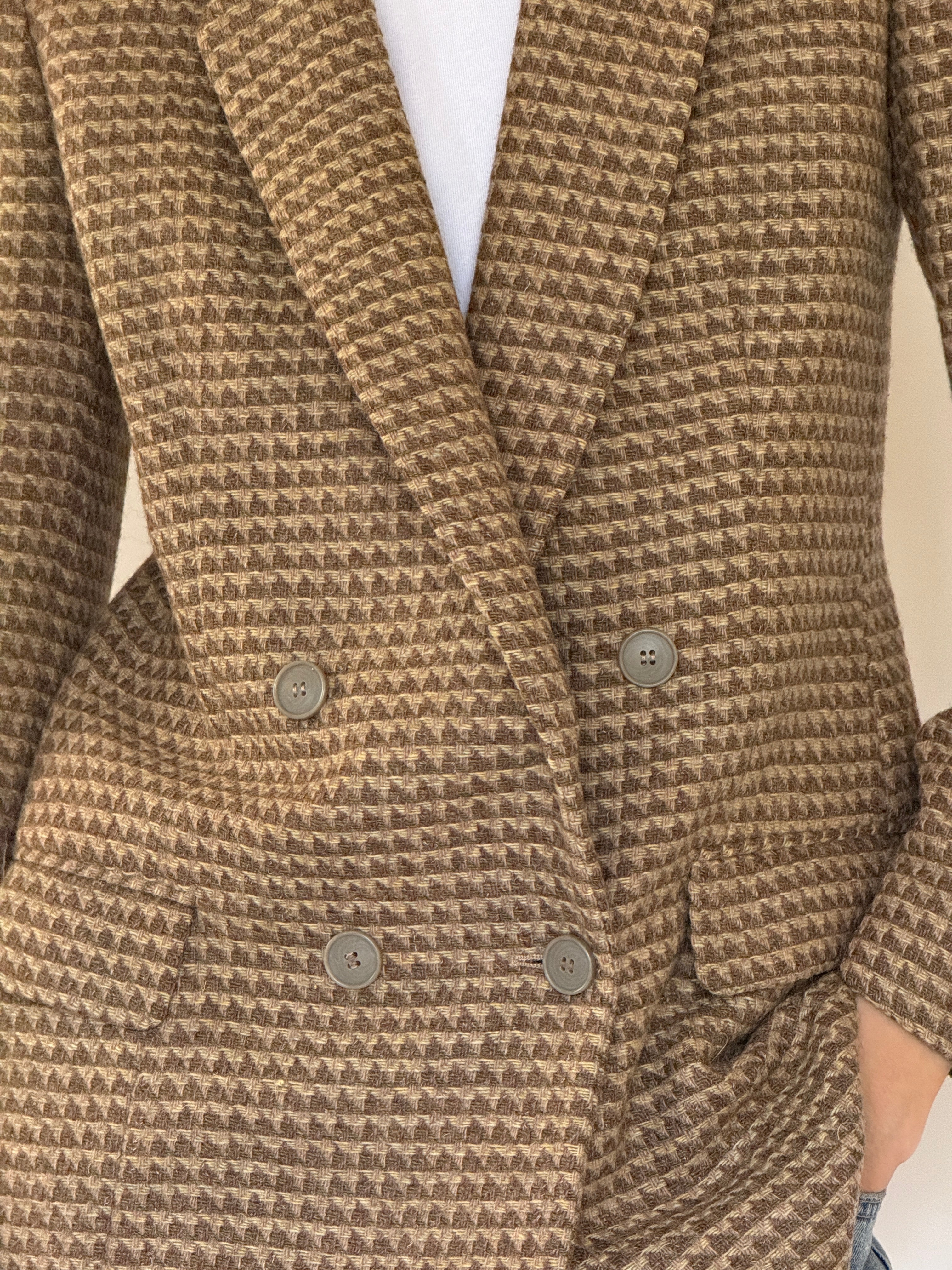 Vintage Giorgio Armani front pocket detail