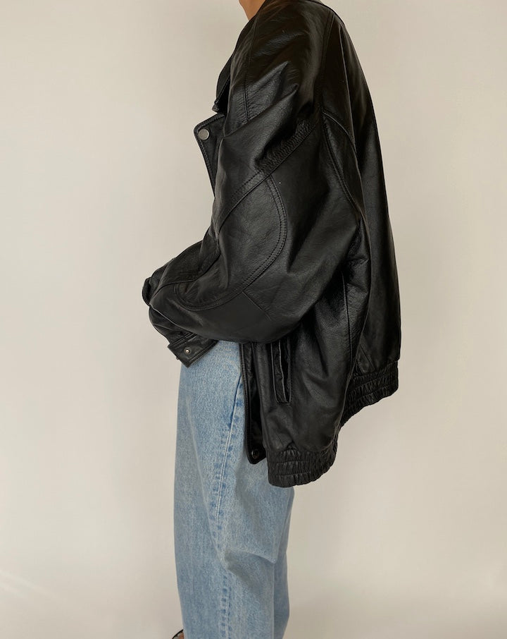 VINTAGE BLACK OVERSIZED BOXY LEATHER JACKET 2722