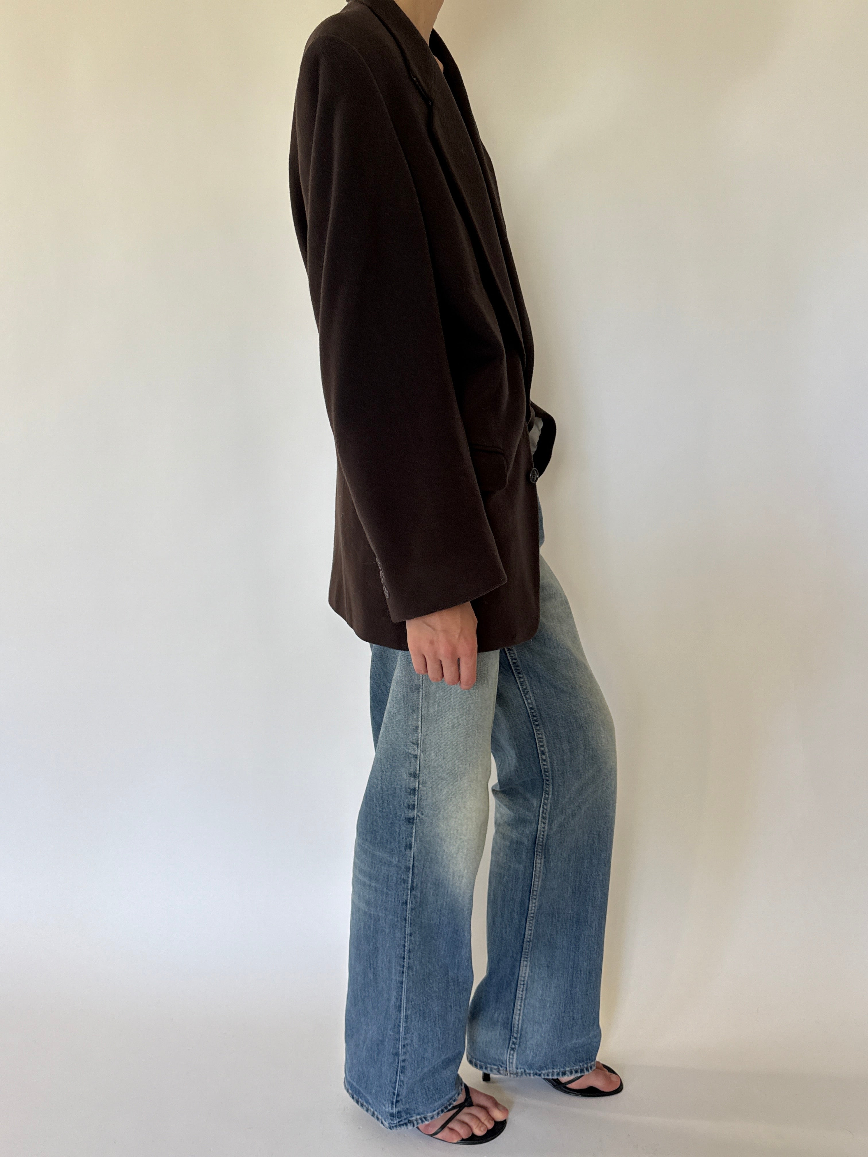 Vintage oversized brown blazer side view