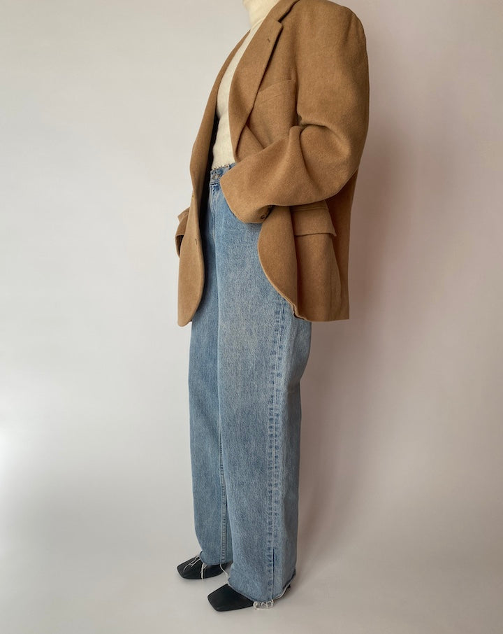 VINTAGE OVERSIZED BEIGE BLAZER 4197