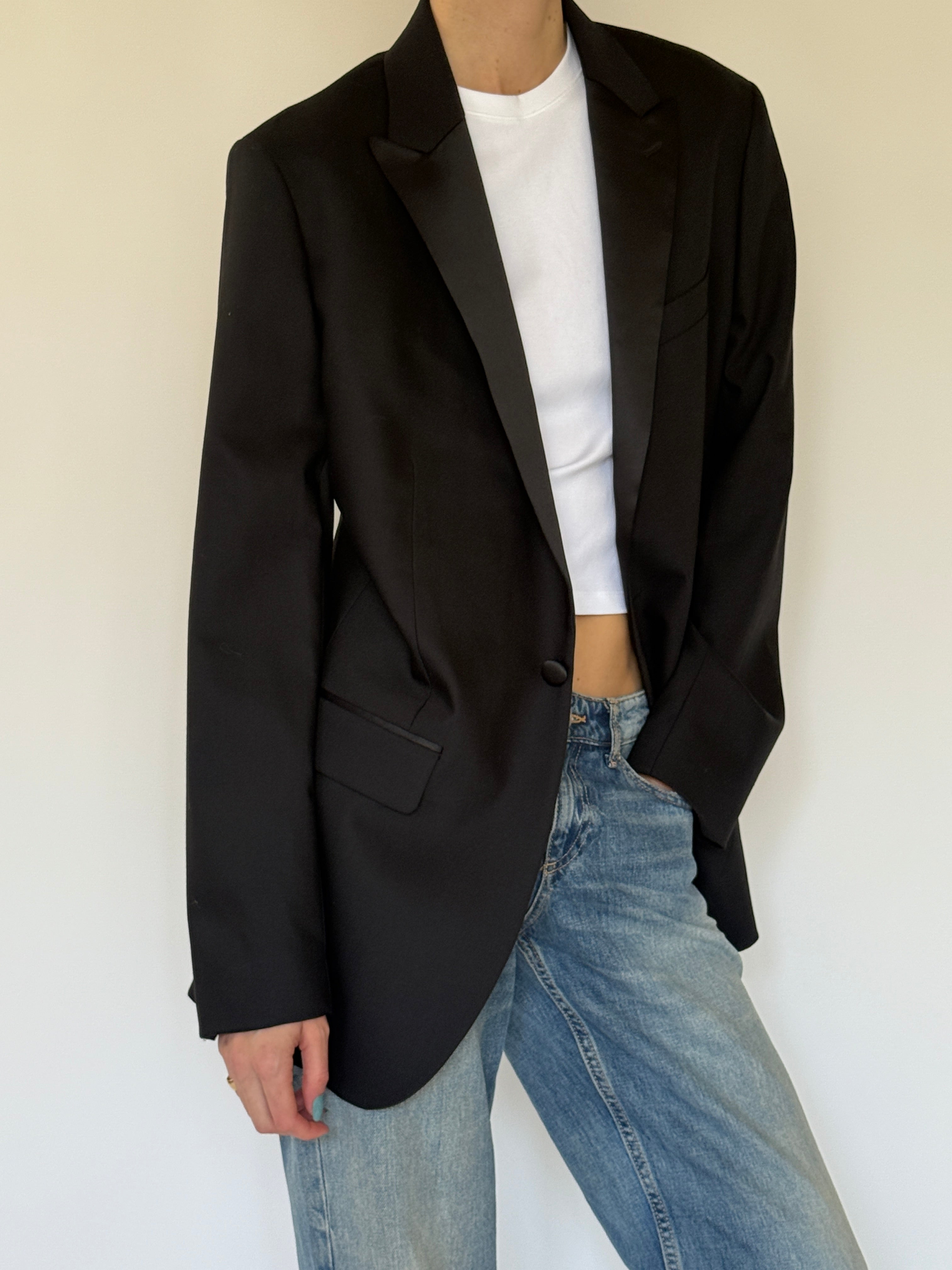 Vintage black wool tuxedo blazer side view