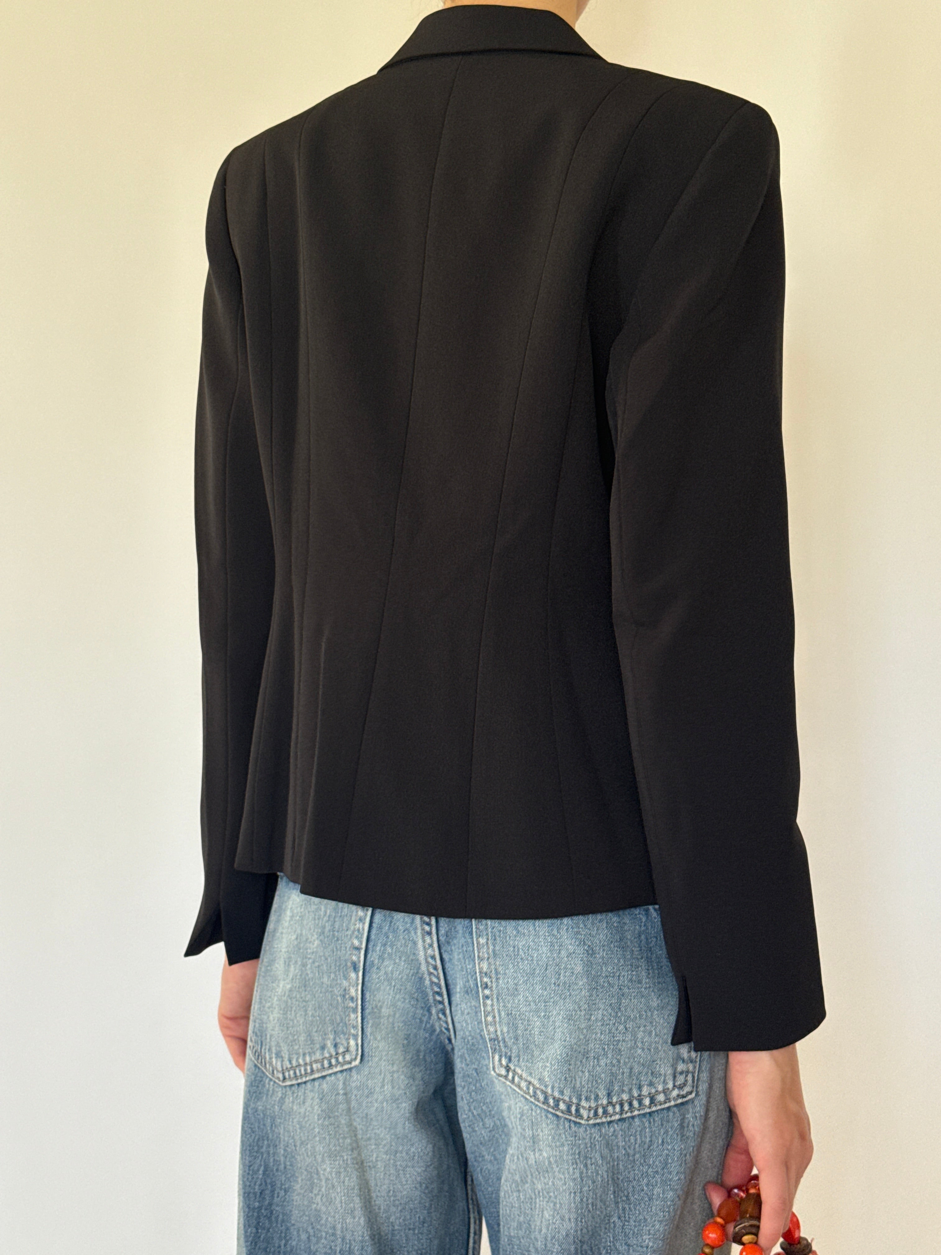 Vintage black fitted blazer back view