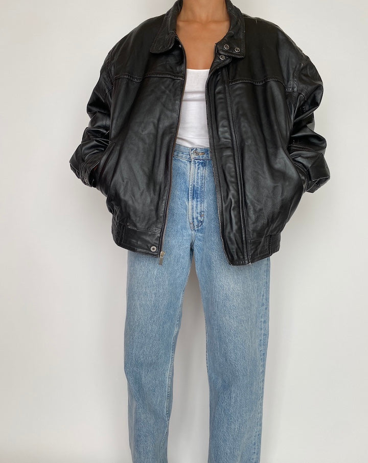 VINTAGE BLACK OVERSIZED LEATHER JACKET 2734