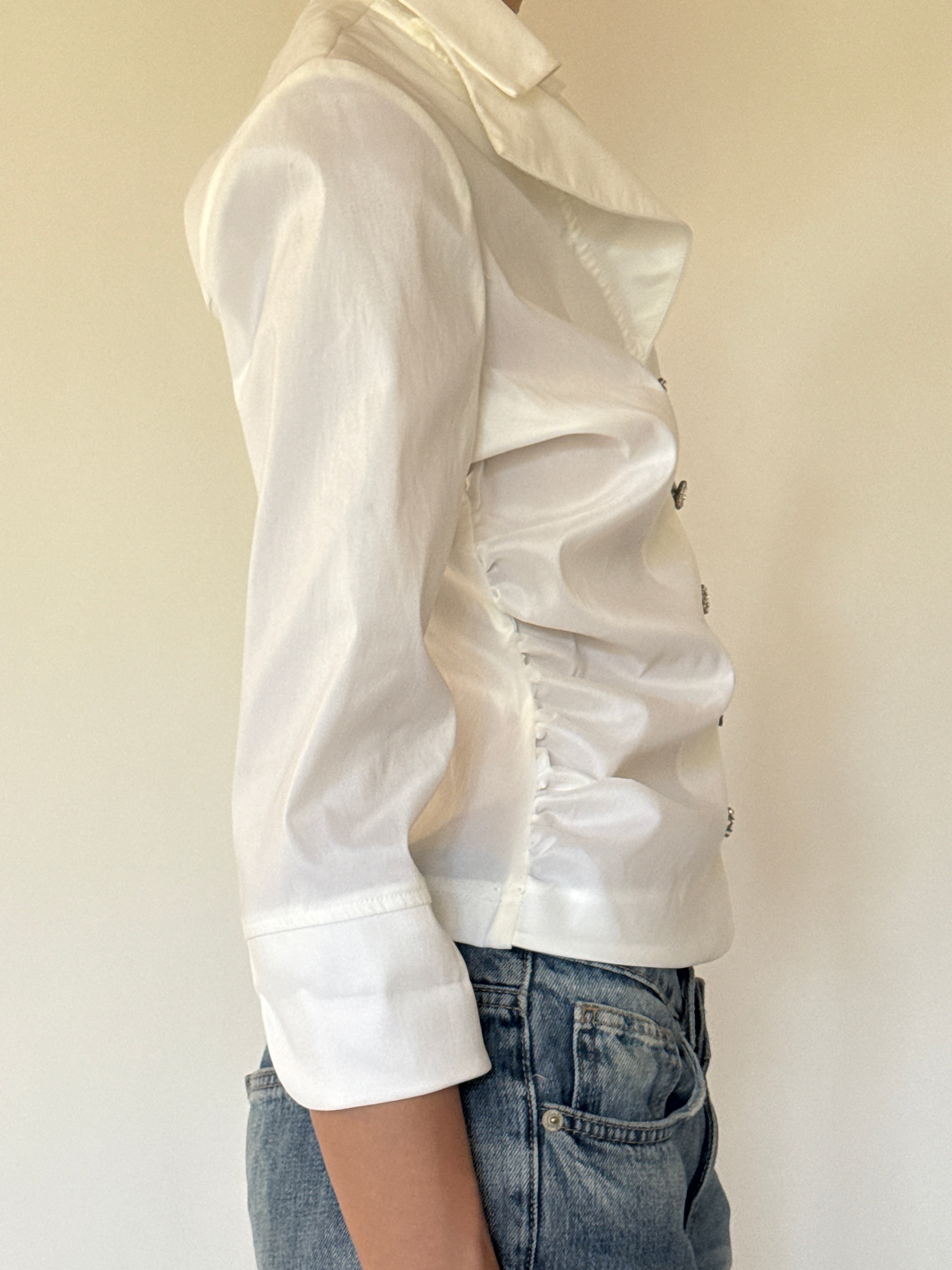 Vintage long sleeve and cuff detail